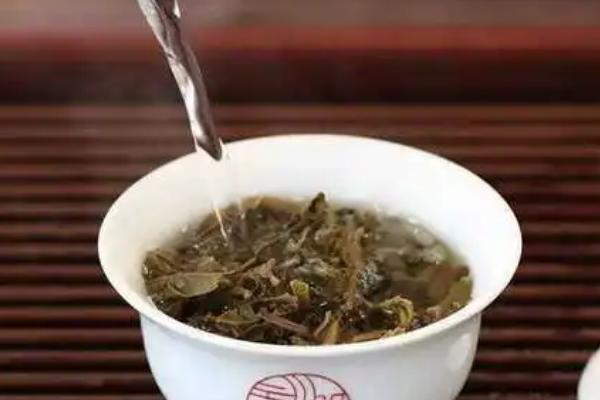 怎么泡普洱茶，需要经过1-2次的沸水洗茶